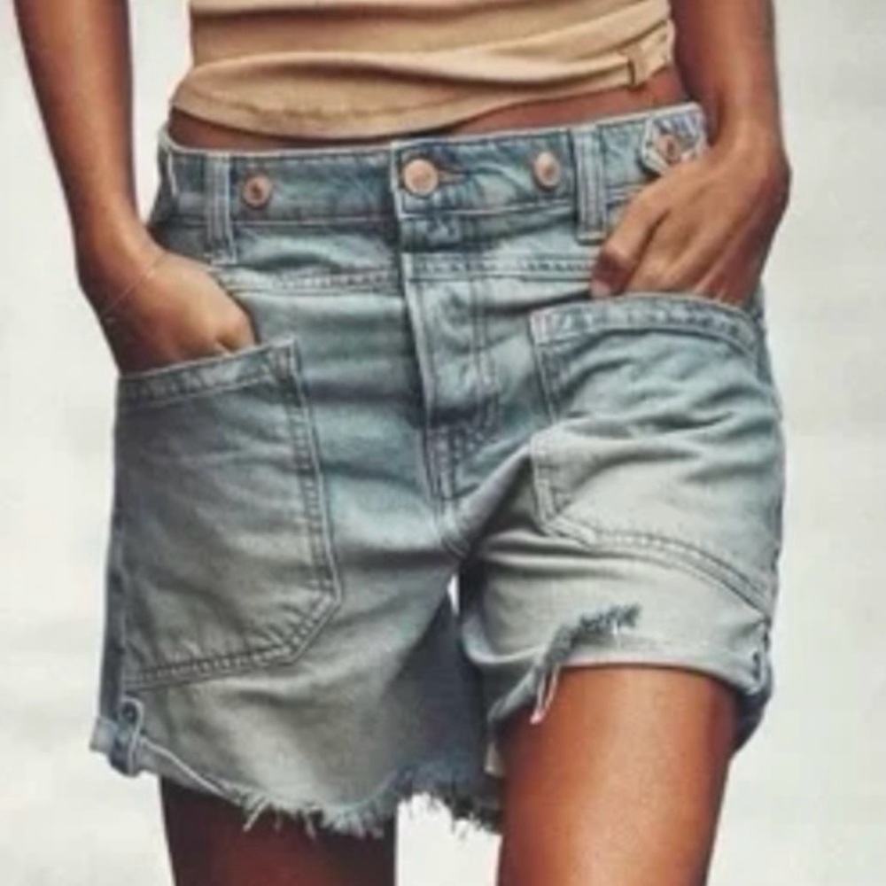 WE THE FREE By Free People: “Palmer”Cuffed Shorts In La La Land.. NWT